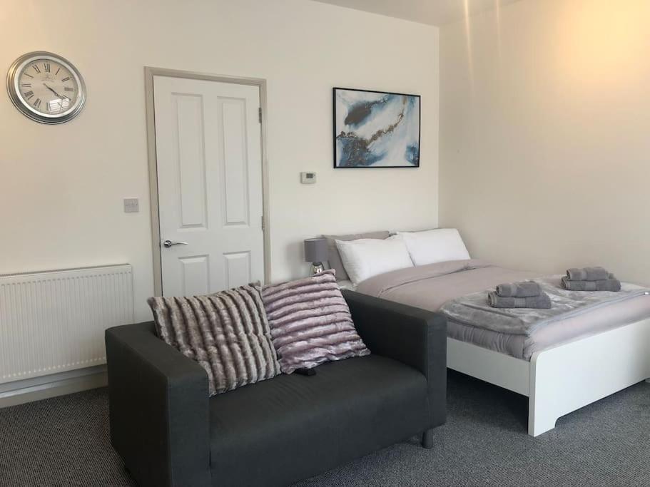 Newly Renovated Modern Studio Apartment Penzance Esterno foto