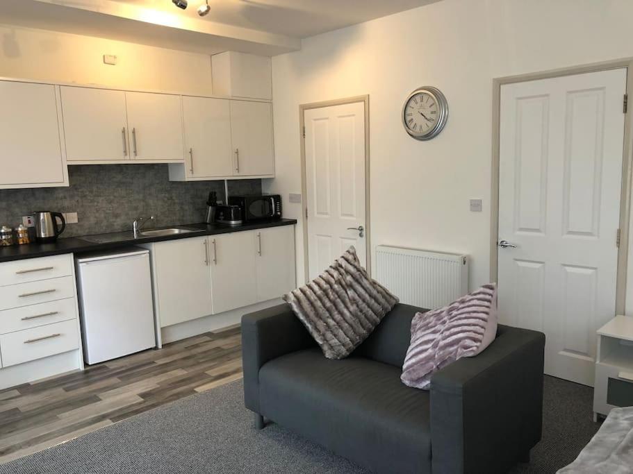 Newly Renovated Modern Studio Apartment Penzance Esterno foto